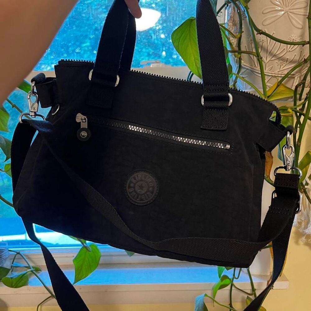 Vintage kipling black nylon shoulder